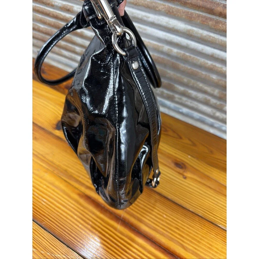 AUTHENTIC COACH MADISON BLACK PATENT LEATHER TOTE Purse Beautiful Condition